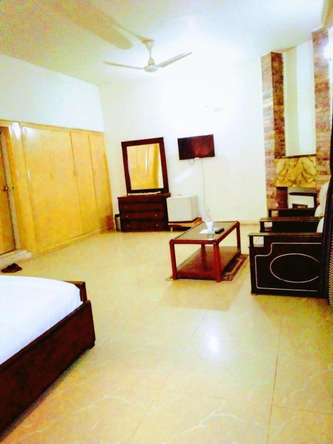 Pyramid International Guest House Islamabad Ruang foto